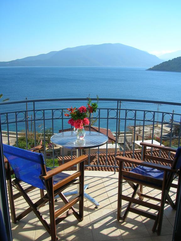 Olive Bay Hotel Agia Efimia Екстериор снимка