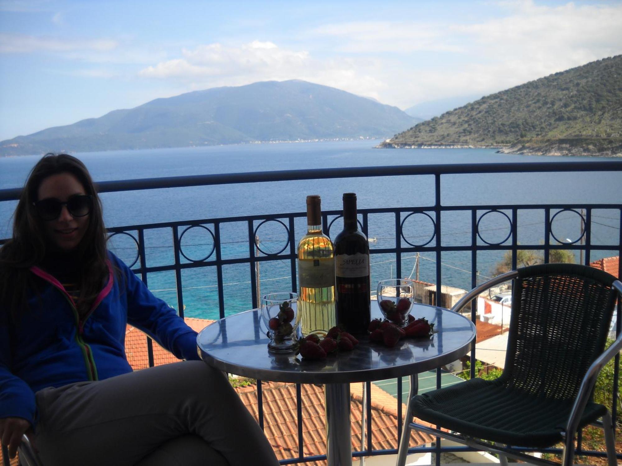 Olive Bay Hotel Agia Efimia Екстериор снимка